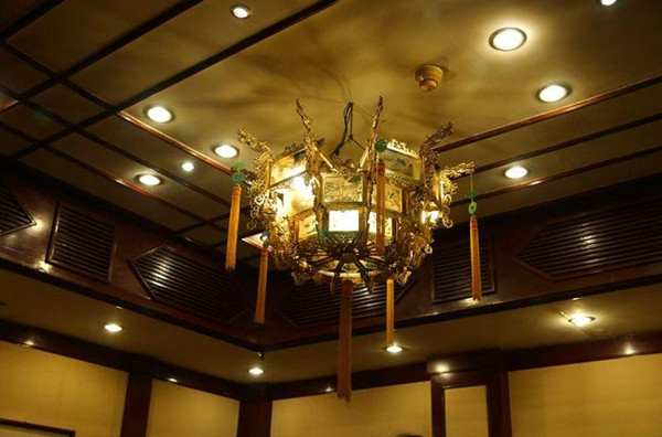 【招财风水 】赚钱太辛了，装个吊灯招财