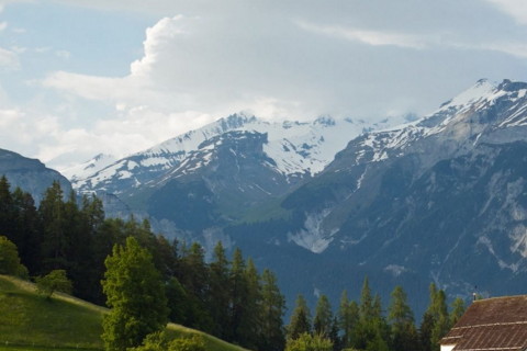 属羊2021年运势及运程怎样,2021年属羊人佩戴什么吉祥物